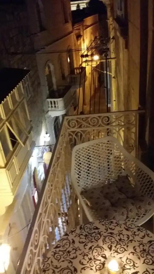 Magic In The Heart Of Old Gozo Apartment วิกตอเรีย ภายนอก รูปภาพ
